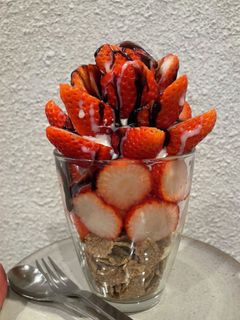 いちごパフェ-レシピのメイン写真