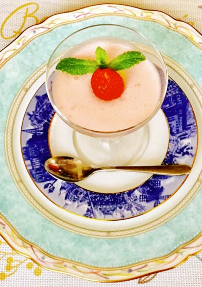 簡単スイーツいちごのムース ^_^-レシピのメイン写真