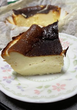 バスク風チーズケーキ-レシピのメイン写真
