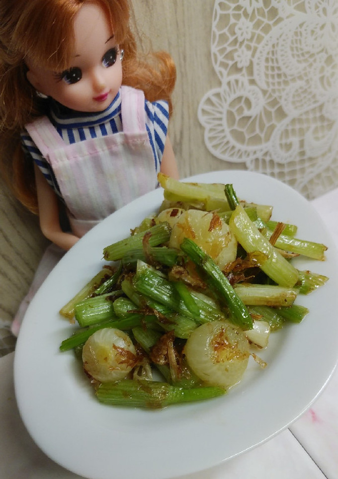 リカちゃんの♡のびるのおかか炒め-レシピのメイン写真