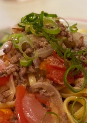 新玉ねぎとひき肉トマトの和風パスタ-レシピのメイン写真