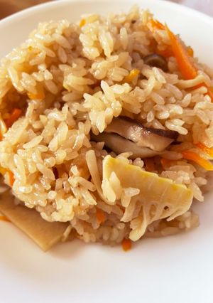 初モノたけのこでシャキシャキたけのこご飯-レシピのメイン写真