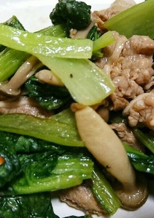 牛バラ肉と小松菜のオイスターソース炒め-レシピのメイン写真