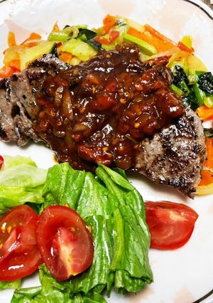 付け合わせ野菜たっぷりのステーキ-レシピのメイン写真