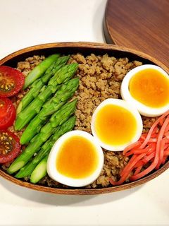 のっけ弁当(豚そぼろ)-レシピのメイン写真