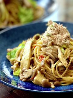 春キャベツときのこのパスタ☆ツナマヨのせ-レシピのメイン写真