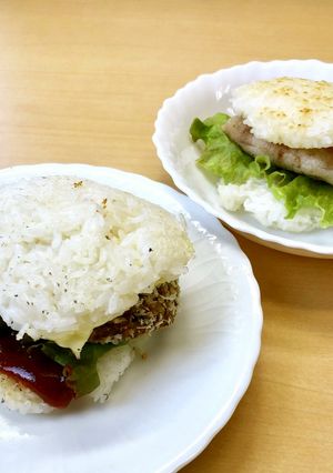 ライスバーガーさばバーグ【ここから栄養士-レシピのメイン写真