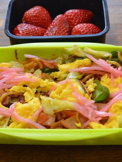 卵入り焼きそば弁当-レシピのメイン写真
