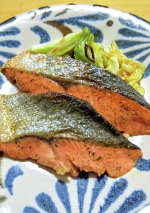鮭のニンニクバターソテー-レシピのメイン写真