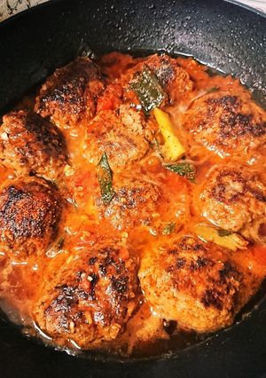新玉ねぎの煮込みハンバーグ-レシピのメイン写真