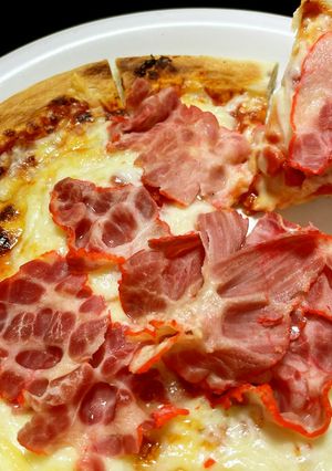 鯨ベーコンのピザ-レシピのメイン写真