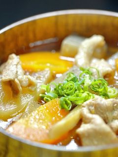 具材を切って入れるだけ!簡単豚汁-レシピのメイン写真