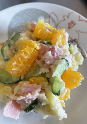 旬の#フルーツ#トッピング#ポテトサラダ-レシピのメイン写真