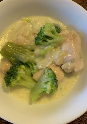 鶏肉とブロッコリーのクリーム煮-レシピのメイン写真