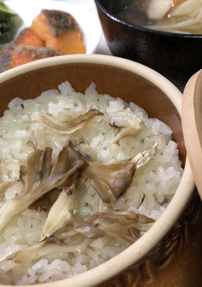 峠の釜飯容器de舞茸ご飯☆-レシピのメイン写真