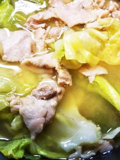 包丁いらず!ちぎりキャベツの豚汁-レシピのメイン写真