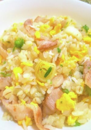調味料３つで絶品豚バラねぎ塩チャーハン-レシピのメイン写真