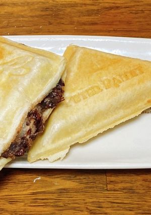 超簡単スイーツ　月見パイ　あんこと餅-レシピのメイン写真