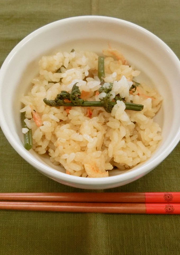 桜えびと山菜の炊き込みご飯-レシピのメイン写真