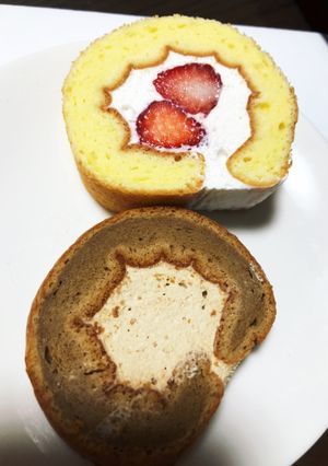 超ー簡単モカロール☆いちごロール-レシピのメイン写真