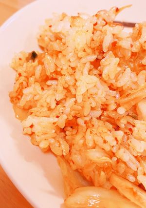 材料3つ！簡単激うまキムチ炒飯-レシピのメイン写真