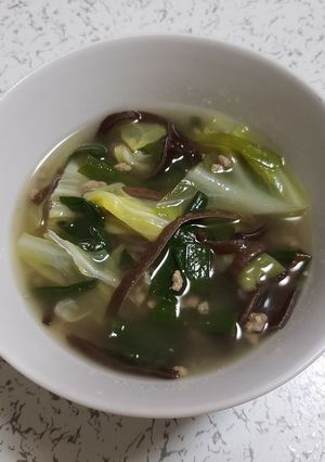 超簡単!野菜たっぷり食べる鶏ガラスープ-レシピのメイン写真