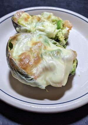 マヨアボカドエビグラタン-レシピのメイン写真
