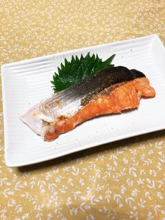 生銀鮭塩麹に漬けて-レシピのメイン写真