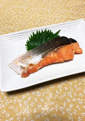 生銀鮭塩麹に漬けて-レシピのメイン写真