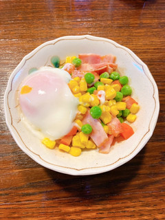 ミックス野菜の温玉乗せ-レシピのメイン写真