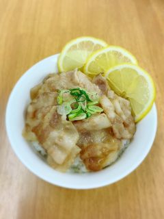 簡単!豚塩レモン丼-レシピのメイン写真