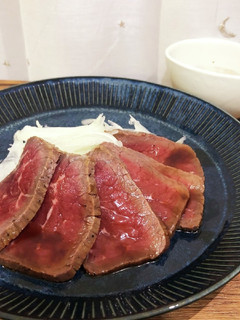 160℃のオーブンで焼く☆ローストビーフ-レシピのメイン写真