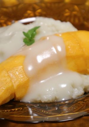 マンゴーとココナッツ餅米のタイのデザート-レシピのメイン写真