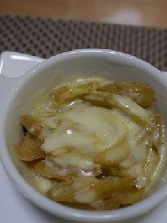 セロリのチーズ焼き-レシピのメイン写真