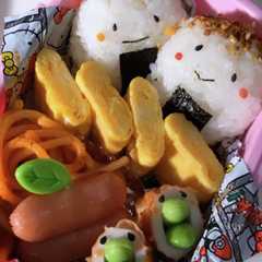 รูปของ こむすび弁当