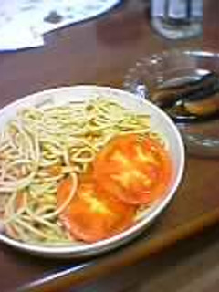 パスタ・ジェノベーゼ 焼きトマト添え-レシピのメイン写真
