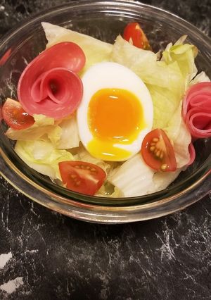 花ビアハム&自家製半熟卵シーザーサラダ♡-レシピのメイン写真