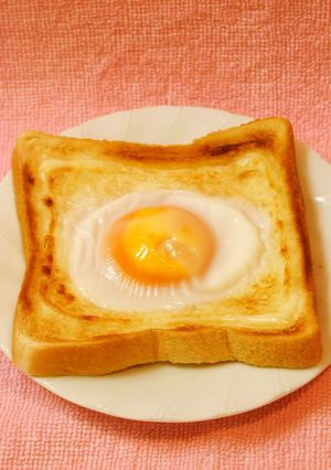 目玉トースト-レシピのメイン写真