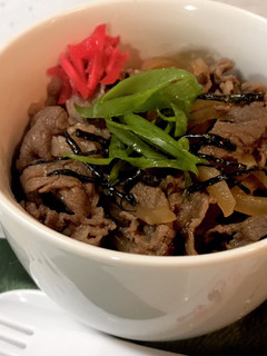「こどもの日」卵かけご飯で牛丼-レシピのメイン写真