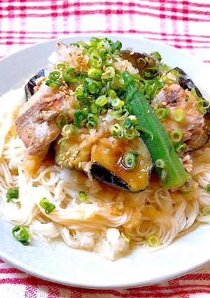 セブンイレブンの揚げナスとさば缶素麺-レシピのメイン写真