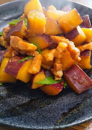 サツマイモと豚バラの甘辛煮-レシピのメイン写真
