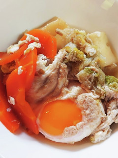 はんぺんと白菜の煮物におとし玉子-レシピのメイン写真