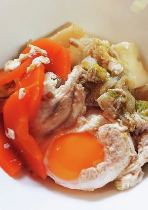 はんぺんと白菜の煮物におとし玉子-レシピのメイン写真