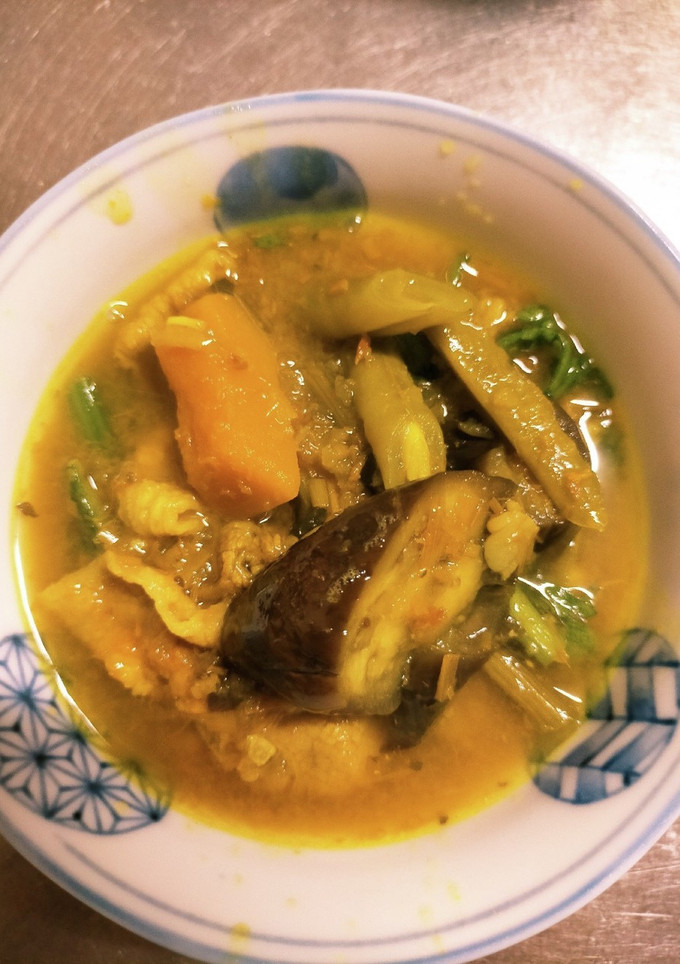 野菜いっぱいスープ សម្លកកូរ-レシピのメイン写真