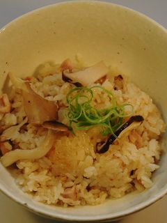 茸と鶏の炊きこみご飯-レシピのメイン写真