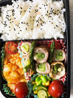 高校生男子お弁当初日海老チリ肉巻き-レシピのメイン写真