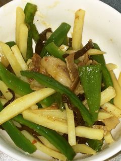 豚バラ肉と新じゃがのピリ辛炒め-レシピのメイン写真