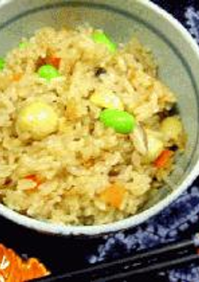 はなびし草の蓮の実とツナの炊き込みご飯-レシピのメイン写真