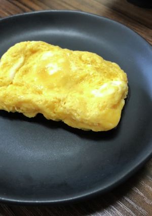 電子レンジで卵焼き(だし巻き玉子風)-レシピのメイン写真