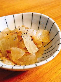 1個余った新玉ねぎを消費!新玉ねぎ炒め★-レシピのメイン写真